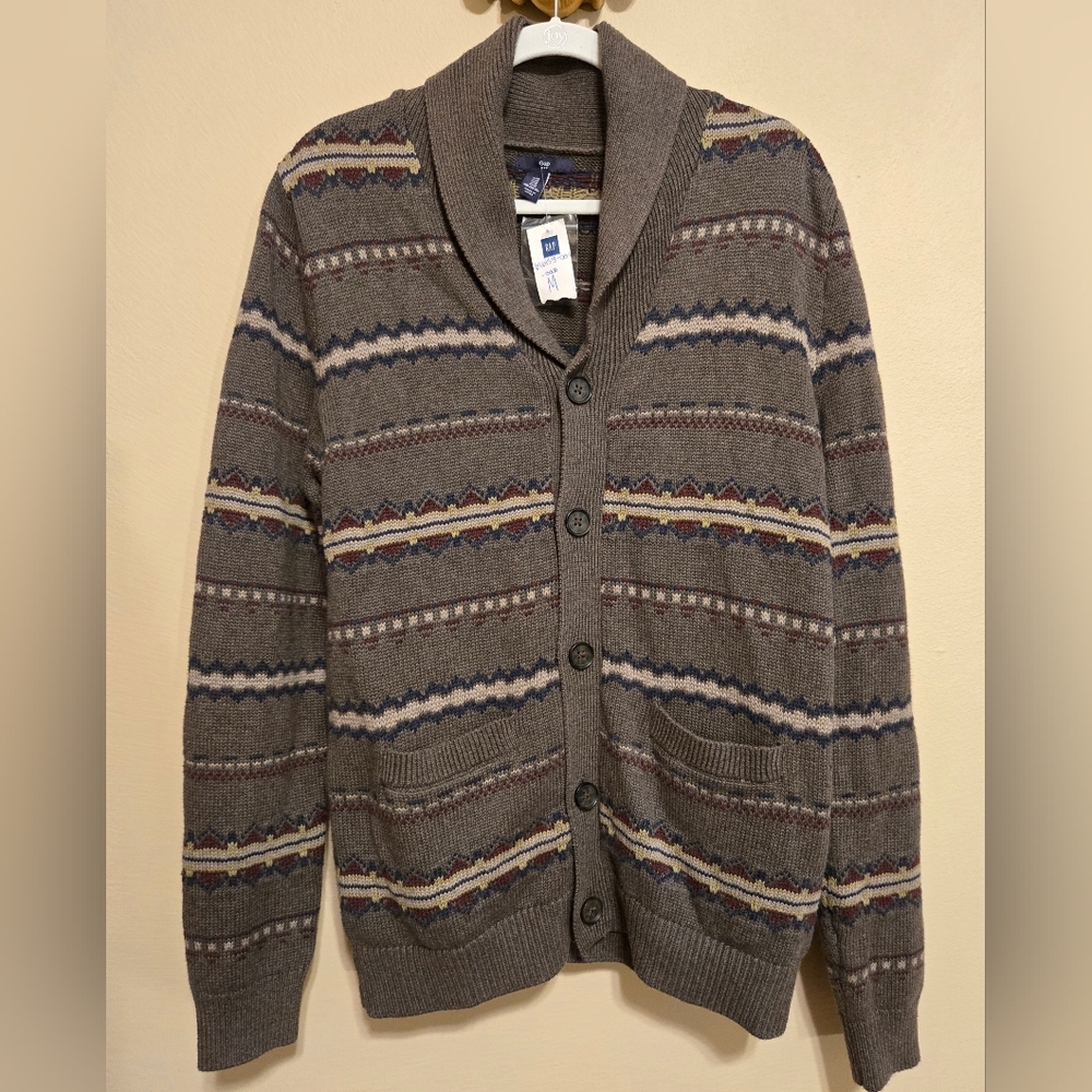 Gap Mens Cardigan Sweater  Size M  NWT